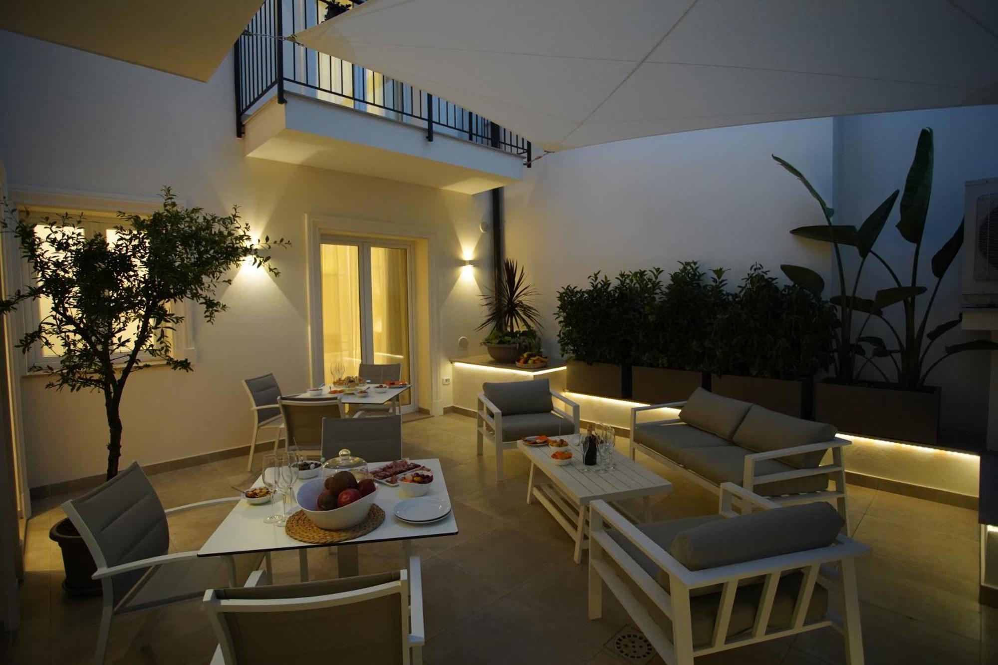Palazzo Bibbi - Rooms To Live Reggio di Calabria Exteriér fotografie